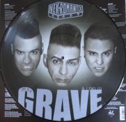 Life Is A Grave & I Dig It! - Pic.Disc